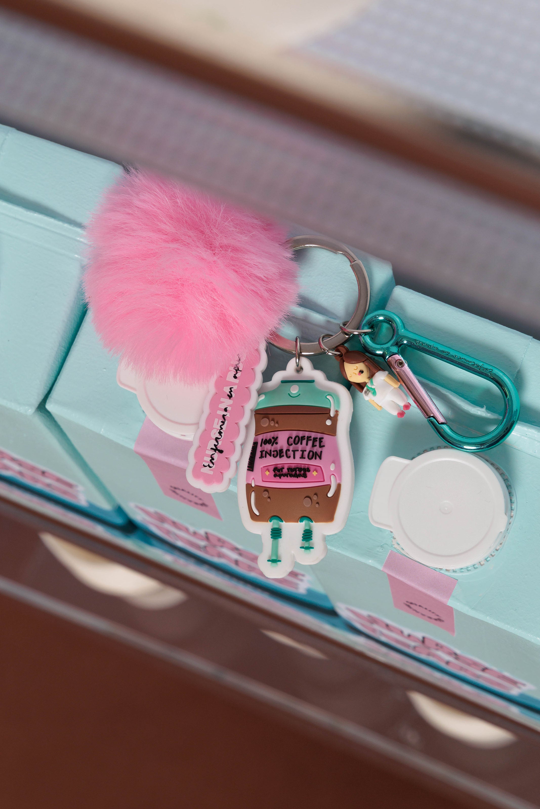KEYCHAIN "100% COFFEE INJECTION" - NURSE IN A RUSH