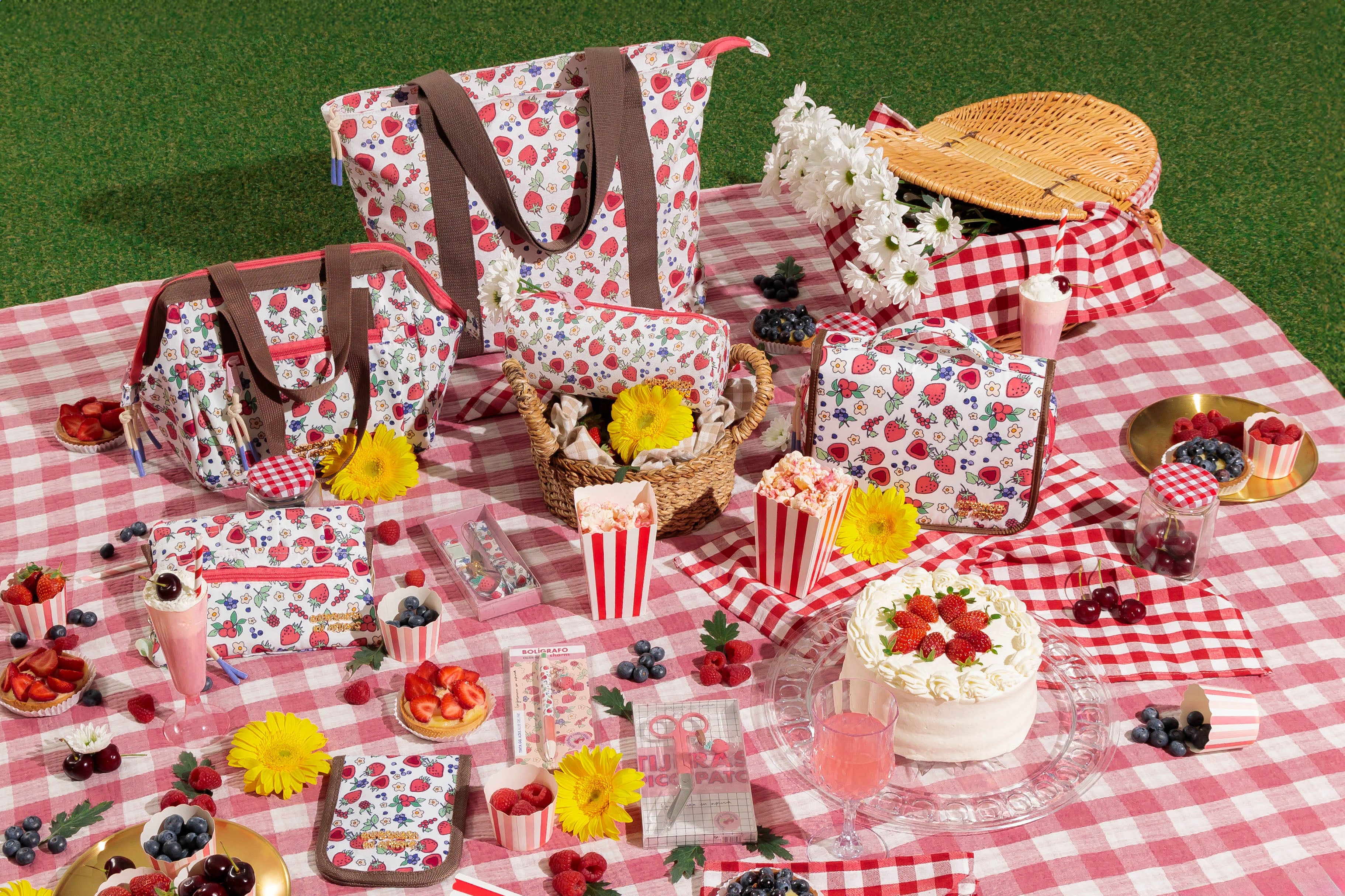 STRAWBERRY-3794.jpg