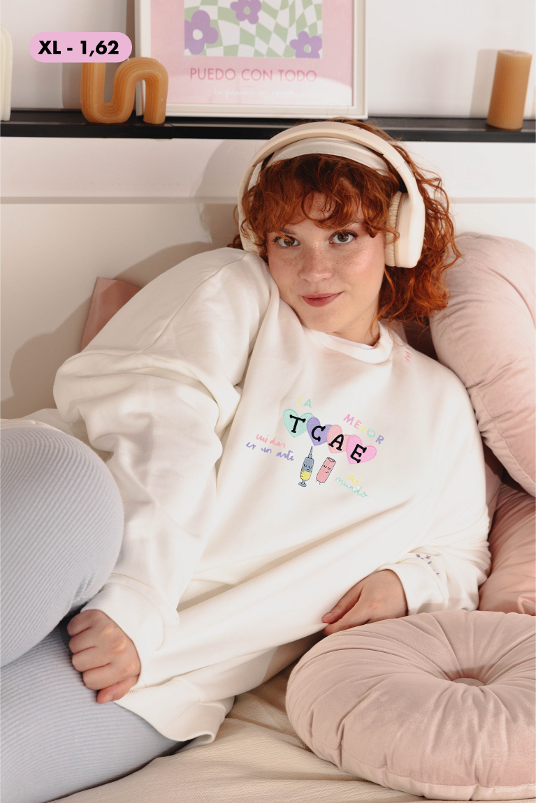 OVERSIZED SWEATER "TCAE"