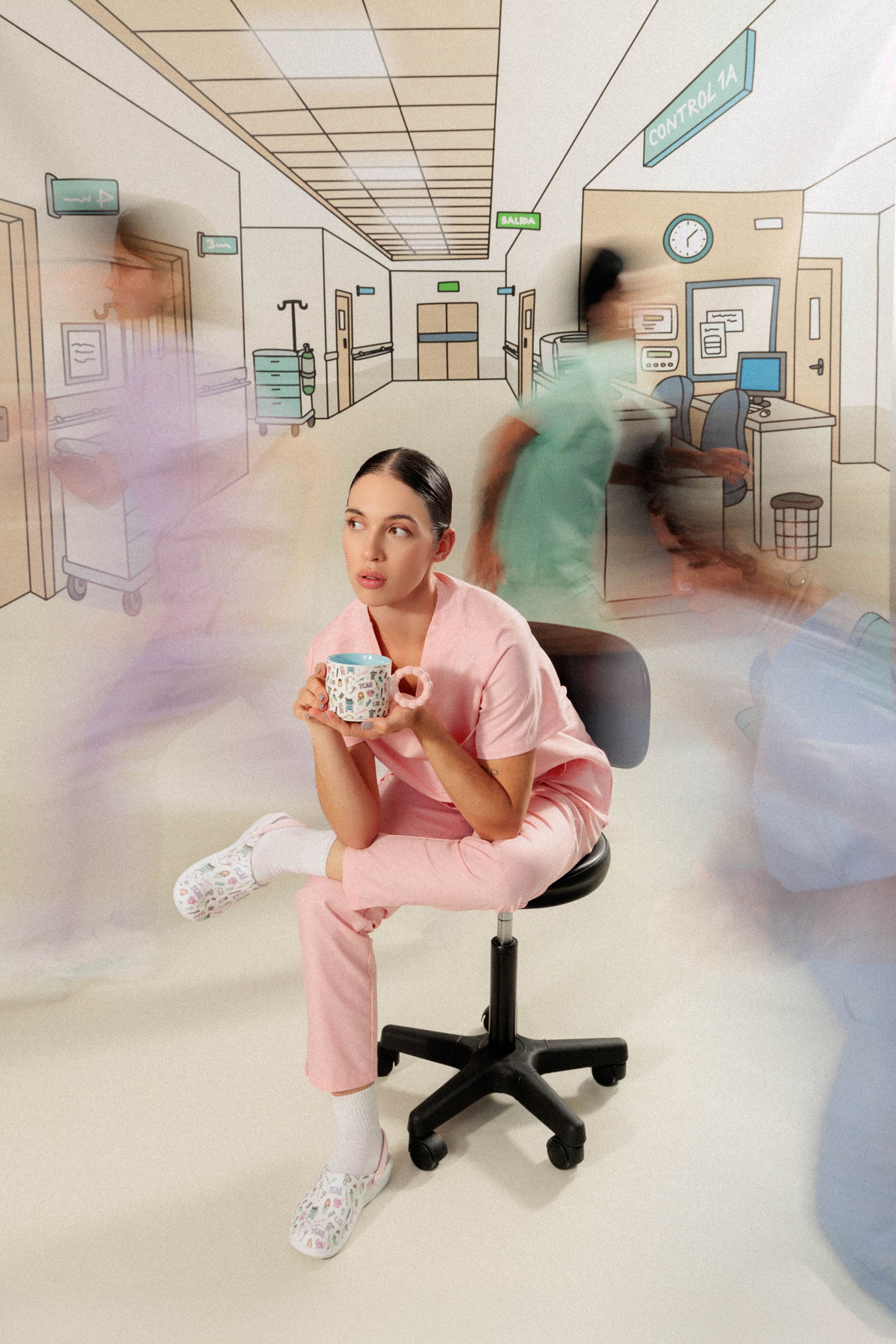 Taza-Ceramica-Enfermera-en-Apuros-7738_d0792159-03de-4170-9644-1184feaadb15.jpg