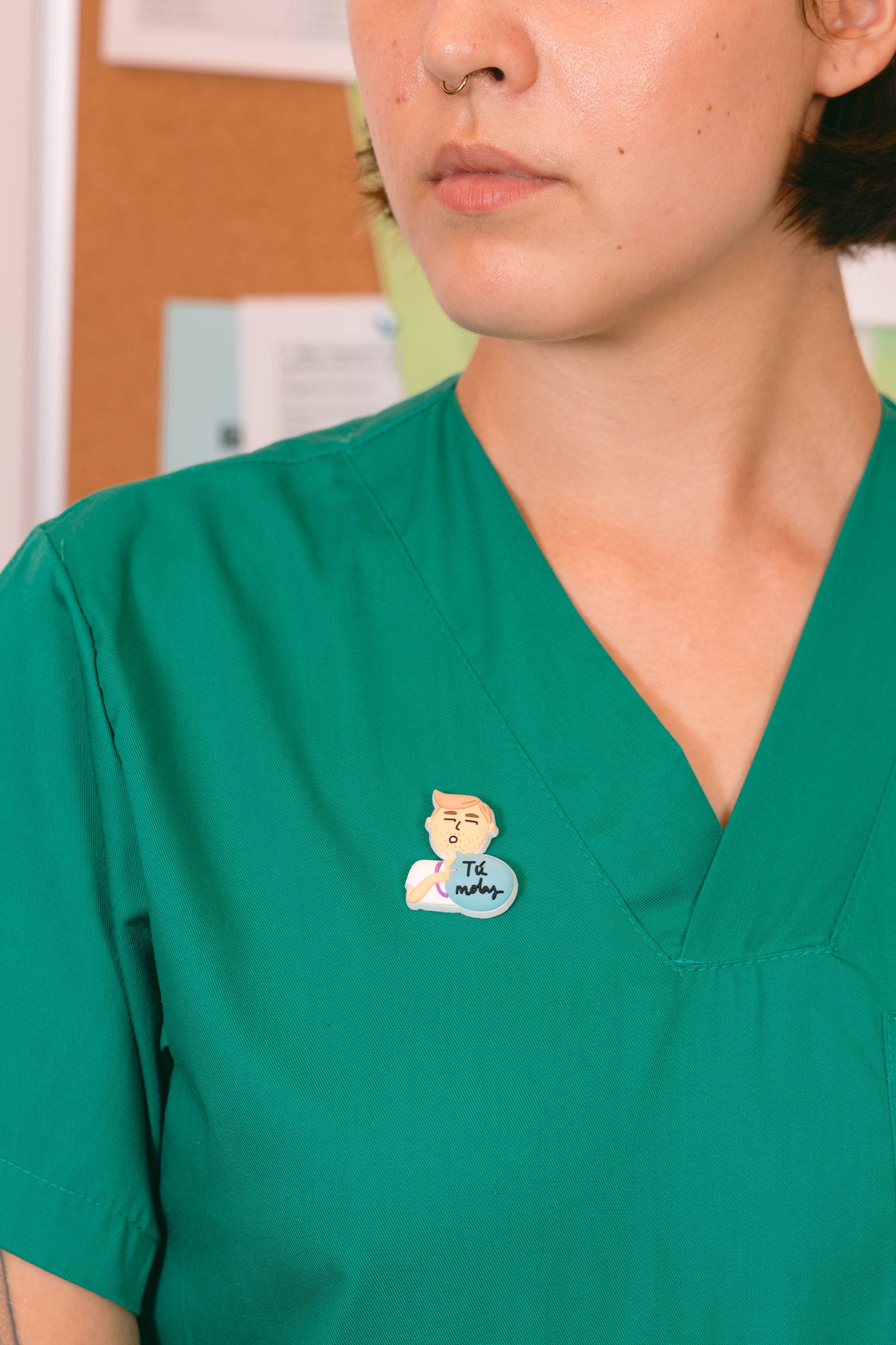 PIN ENFERMERO TÚ MOLAS