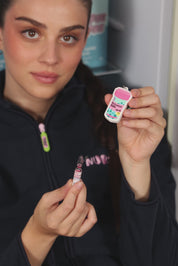 AMPOULE-BREAKER "PILLS" - NURSE IN A RUSH