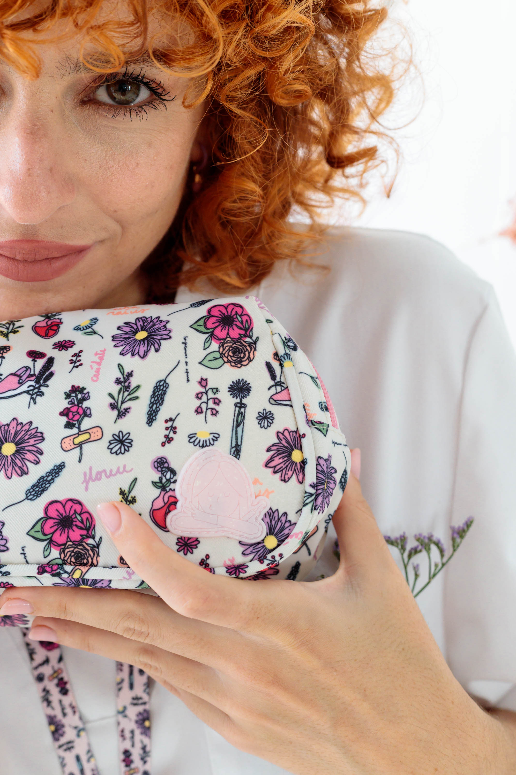 MULTI-ZIPPER CASE BLOSSOM 🌸