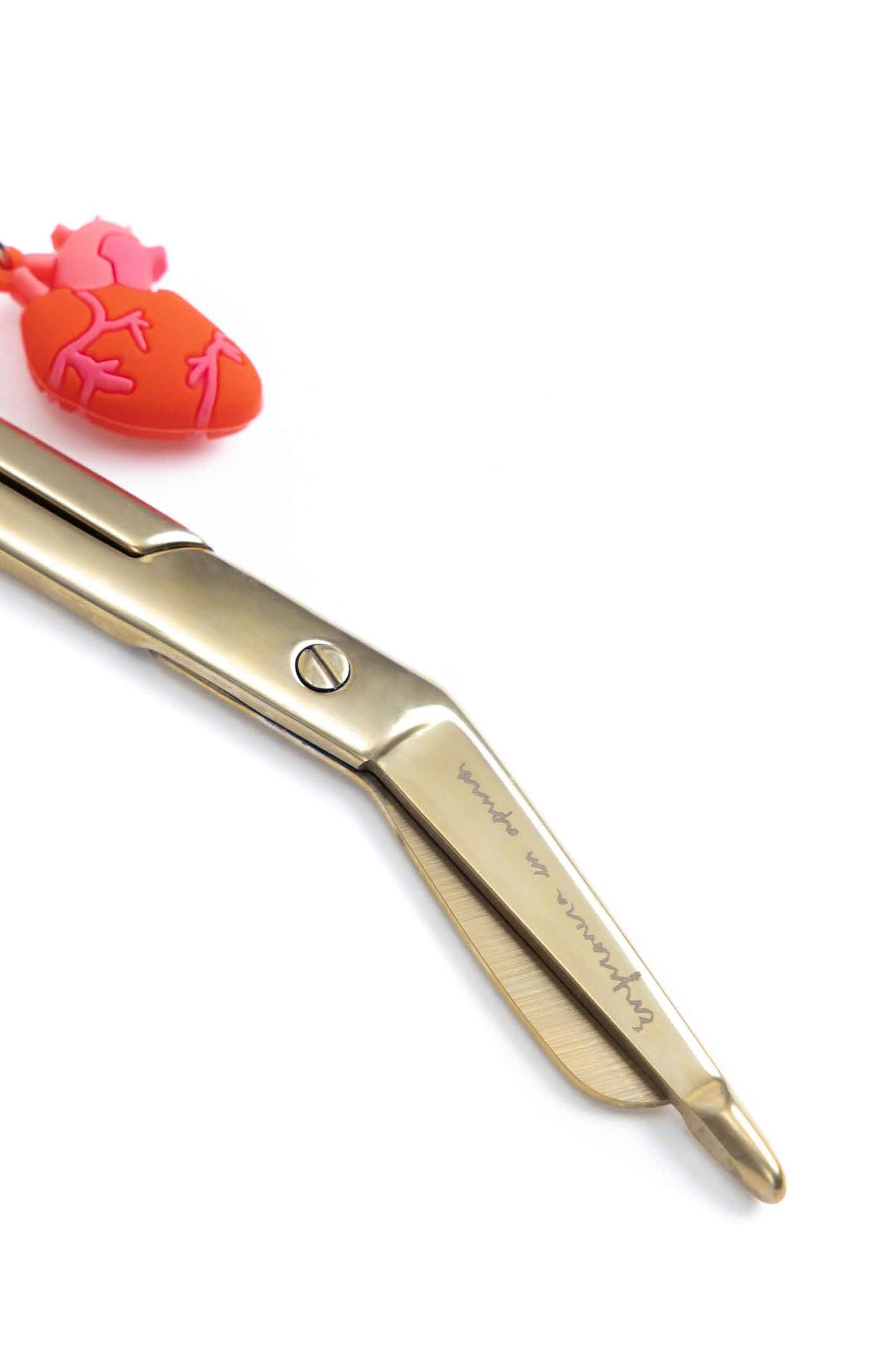 BANDAGE SCISSORS "HEART"🫀 - GOLDEN