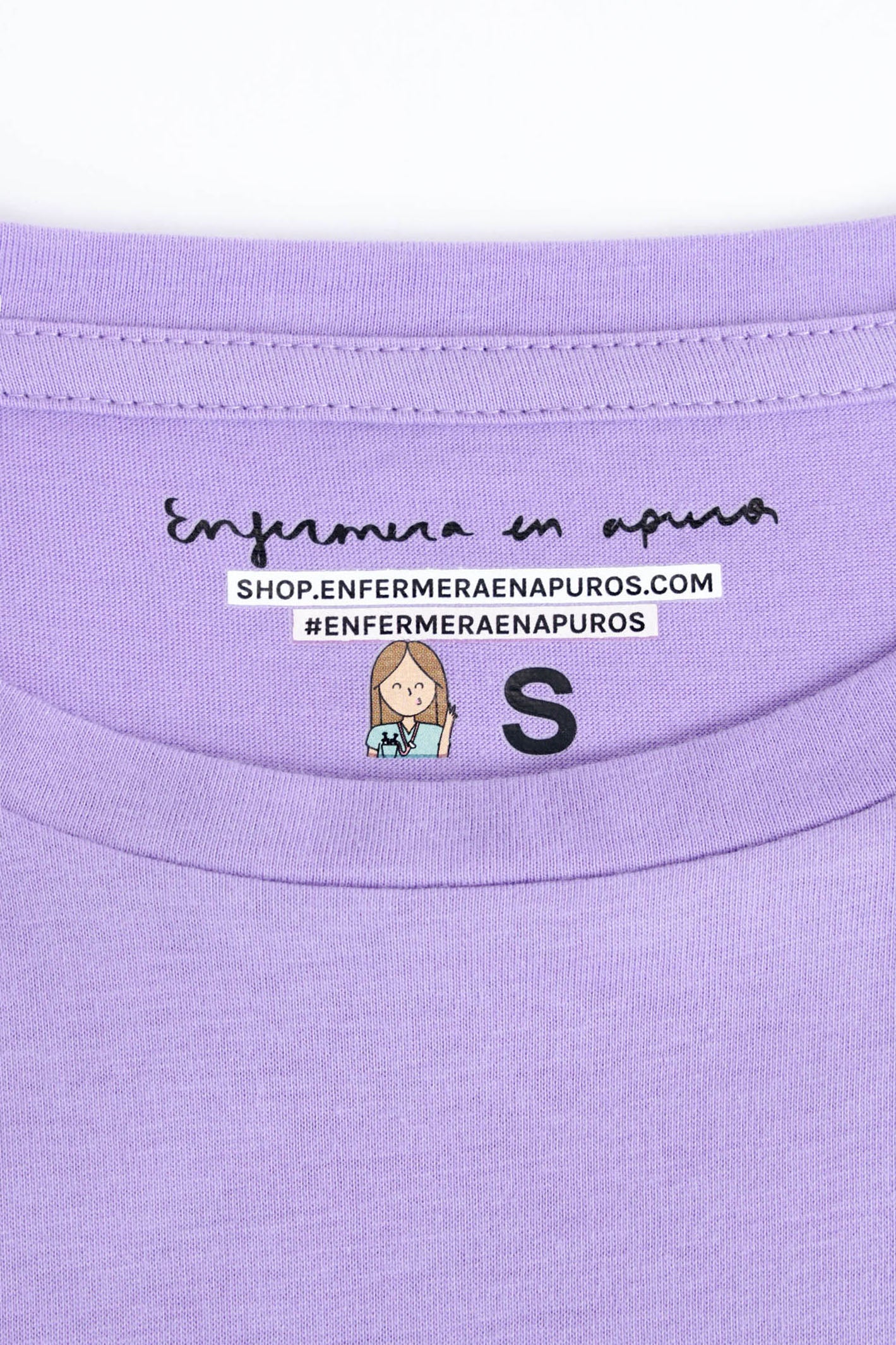 CAMISETA FUTURE IS FEMALE