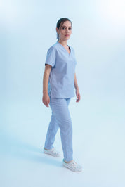 MULTI-POCKET SCRUB TOP CARE ANGELS - BLUE DREAM