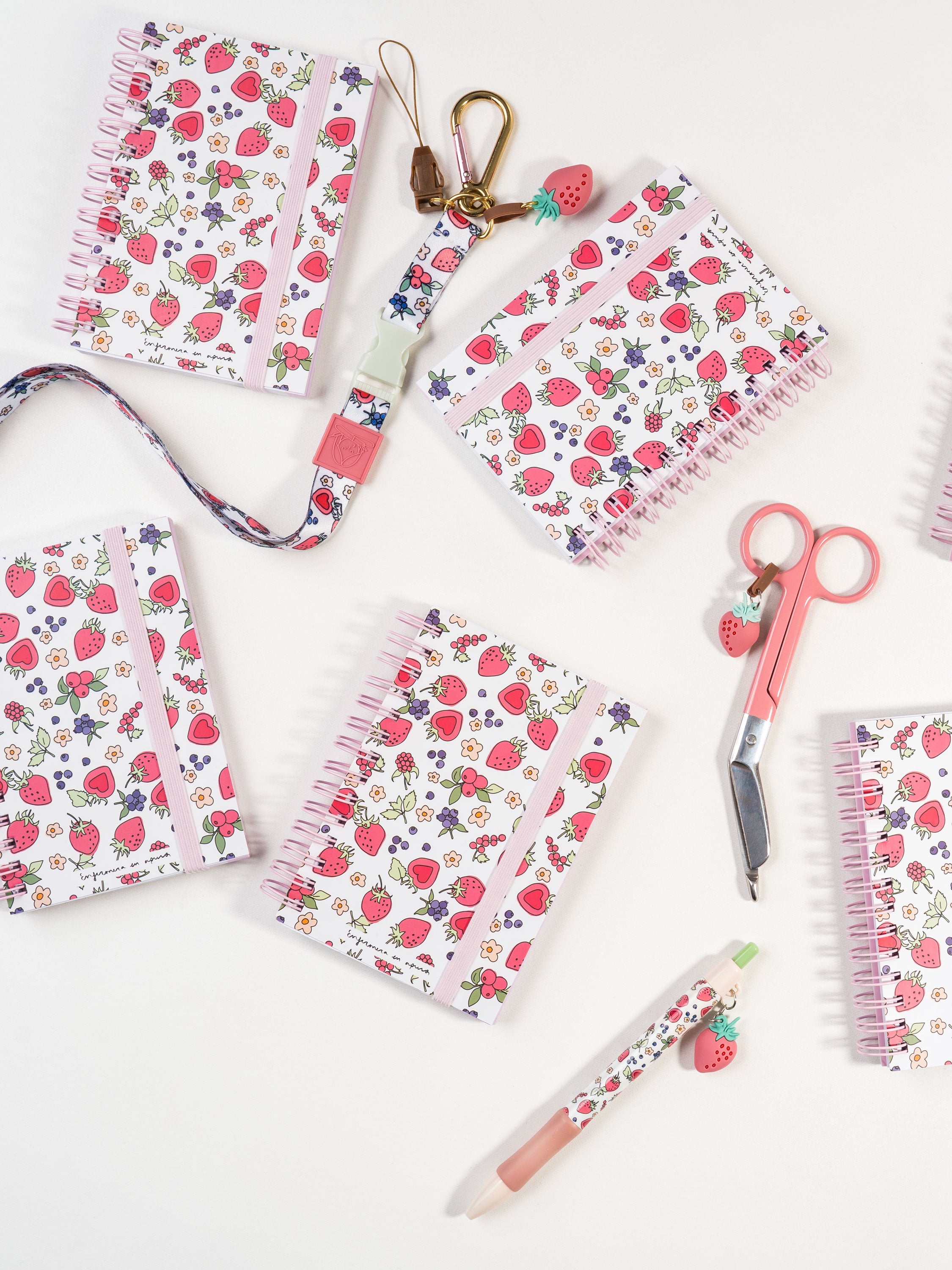 MINI NOTEBOOK WITH RINGS - STRAWBERRY🍓