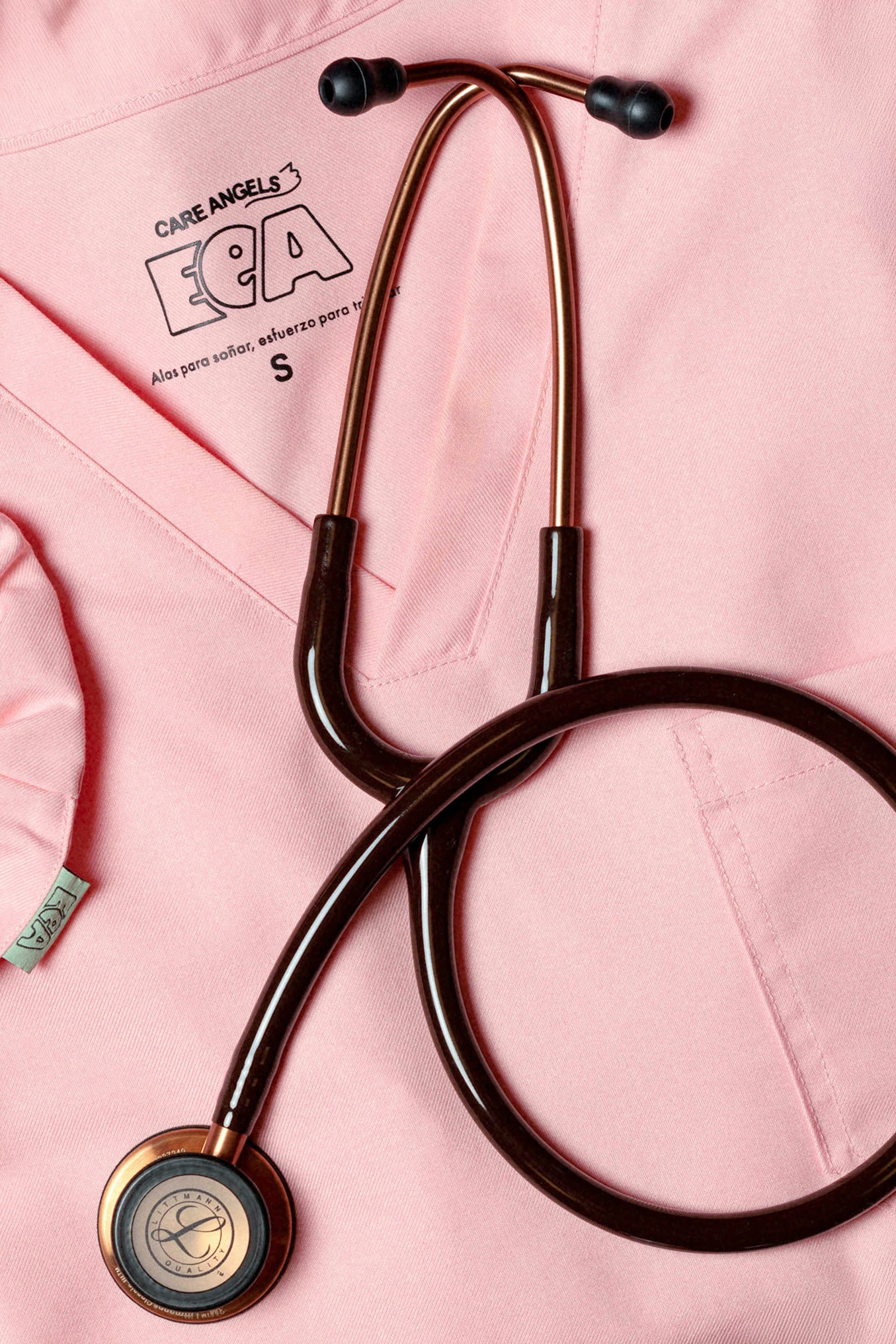 Estoscopio-Littmann-Enfermera-en-apuros_16d7f8bf-beb2-4900-943c-e510ddd36824.jpg