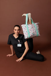 BOLSO NURSE IN A RUSH