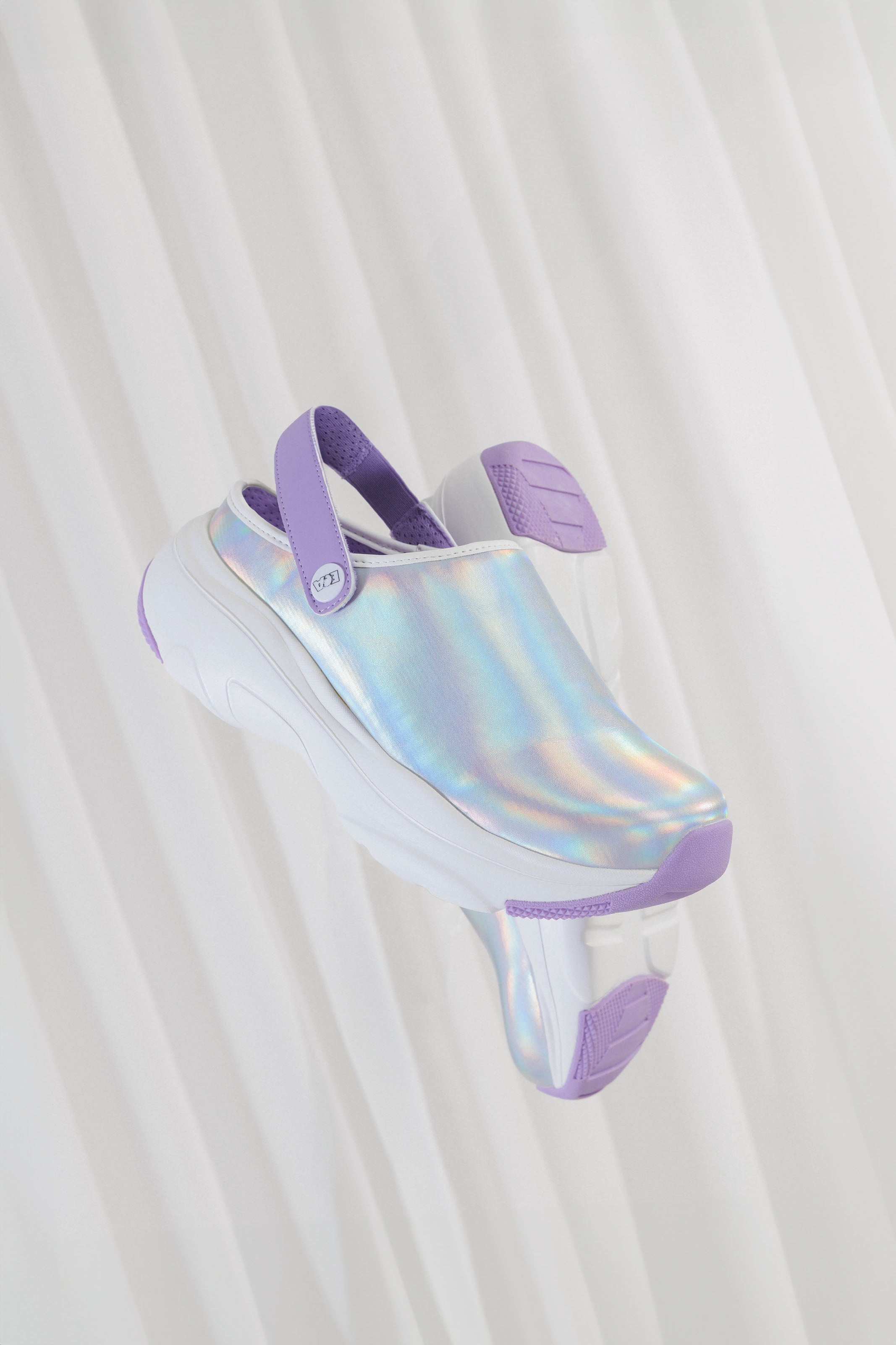 CLOUD CLOGS ☁️ - IRIDESCENT