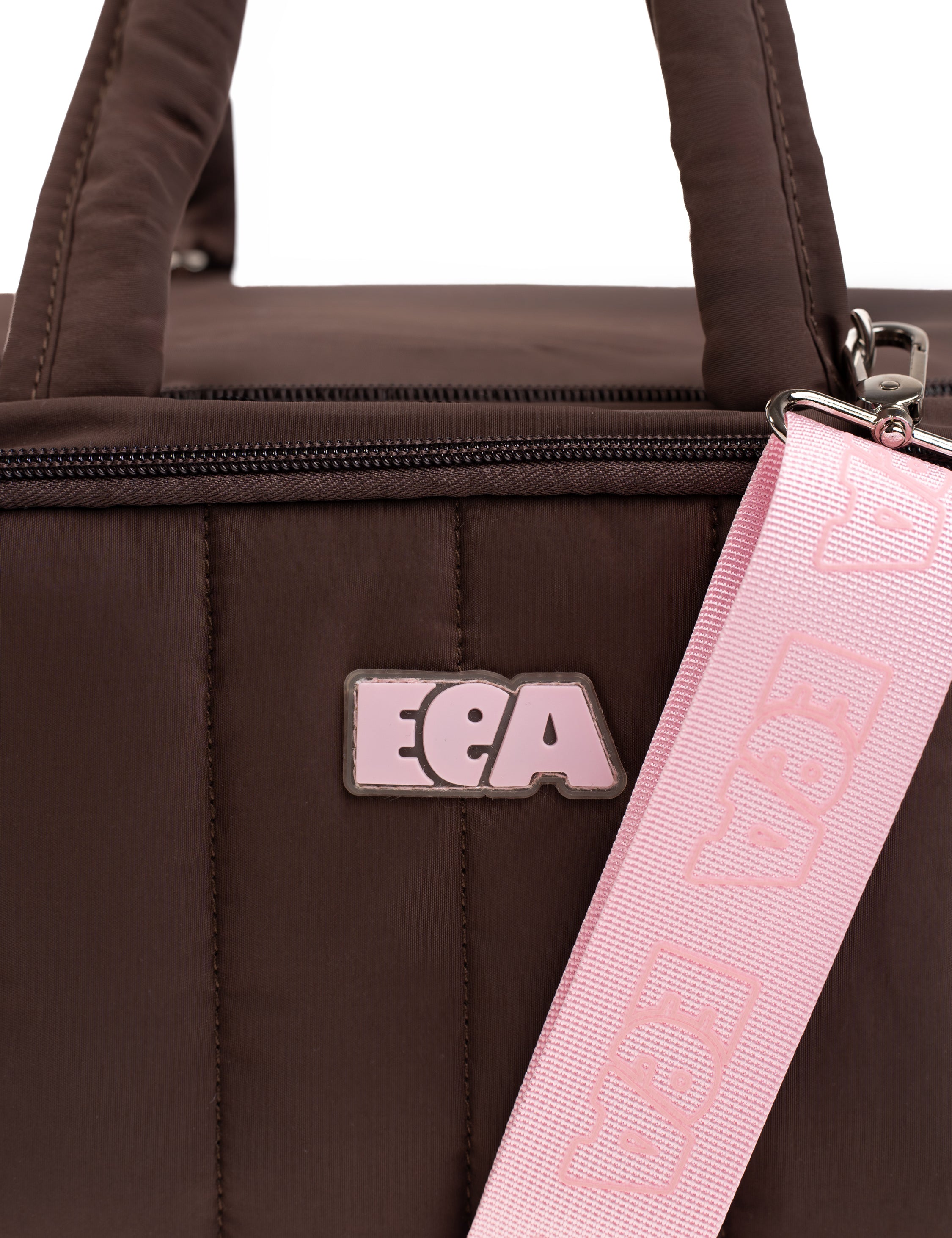 bolso_puffer_chocolate3.jpg