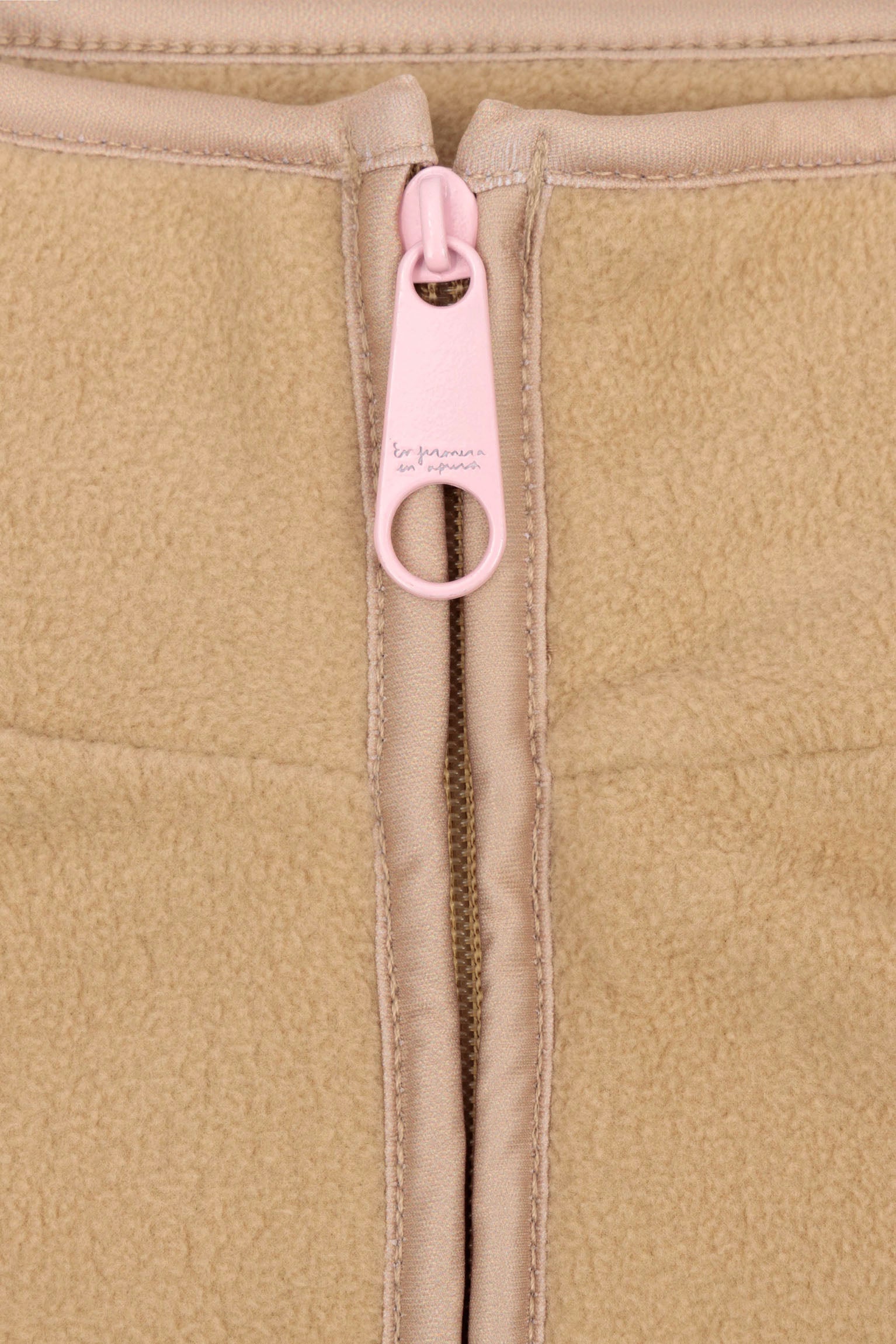 CHAQUETA POLAR ENFERMERA BRIGHTS CINNAMON CARE