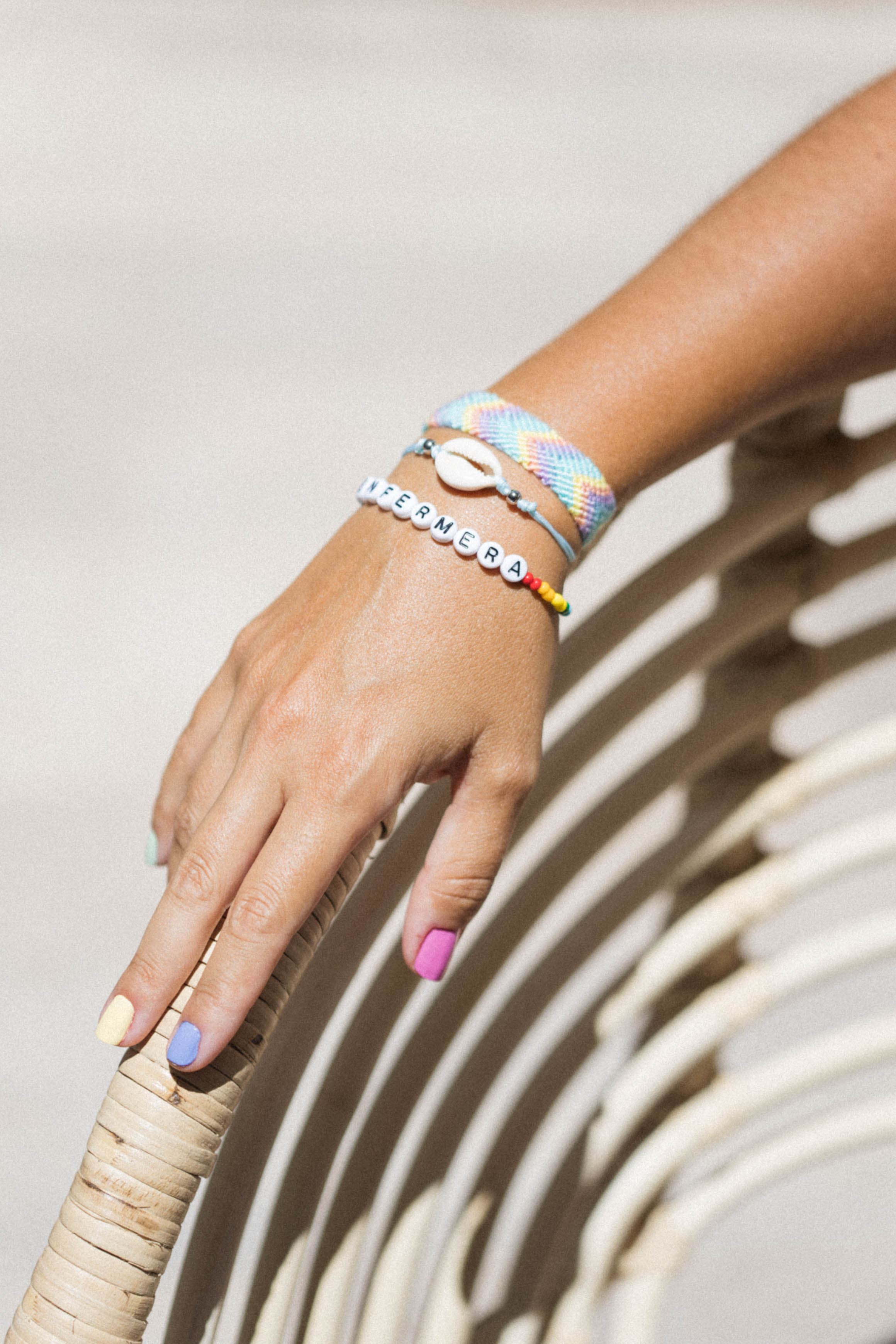 PACK PULSERAS PASTEL VIBES